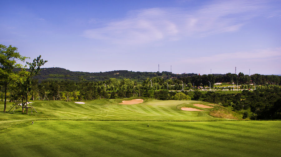 北戴河松石高尔夫球会