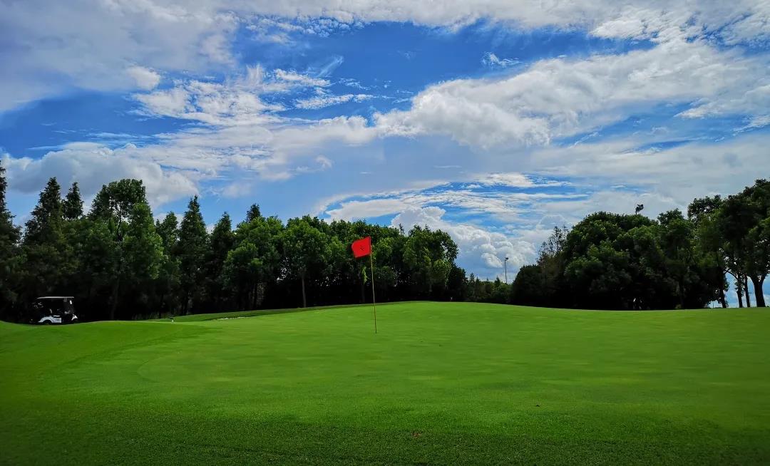 华凯乡村高尔夫球会