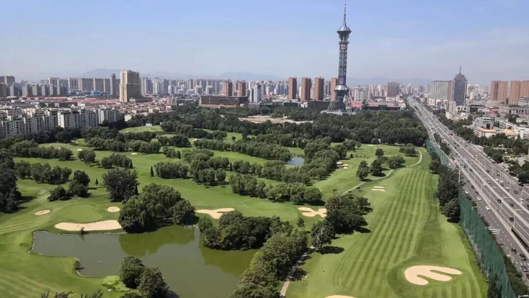 正式关停！2026年7月运营26年的高尔夫球场已依法关停，未来或将改造为公园，免费向市民开放