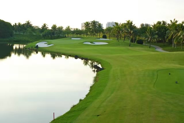 西海岸高尔夫球会