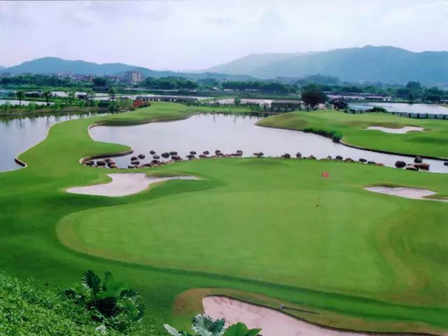 中山温泉+长江3天2晚3球行程