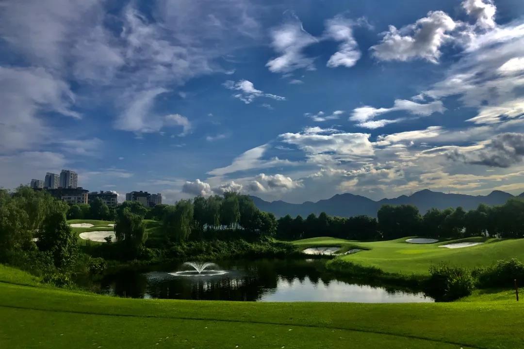 重庆上邦+佰富2天1晚2球套餐