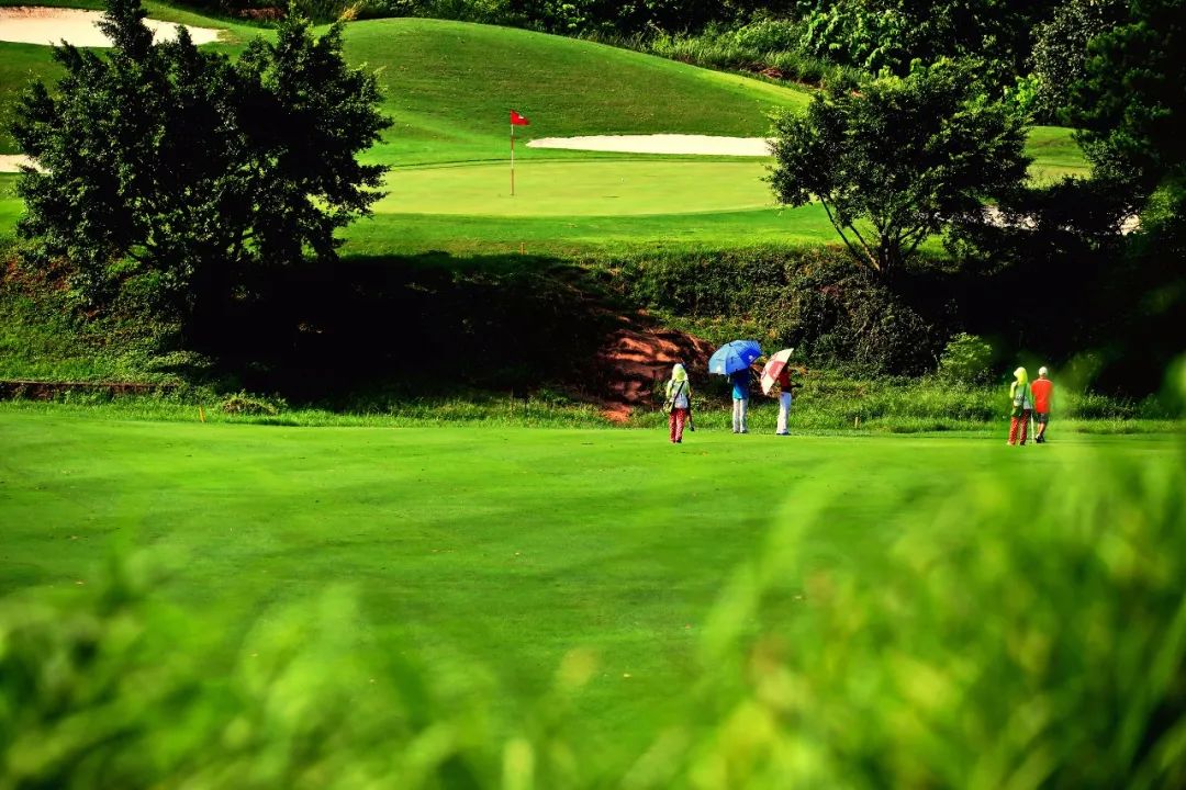 肇庆高尔夫球会