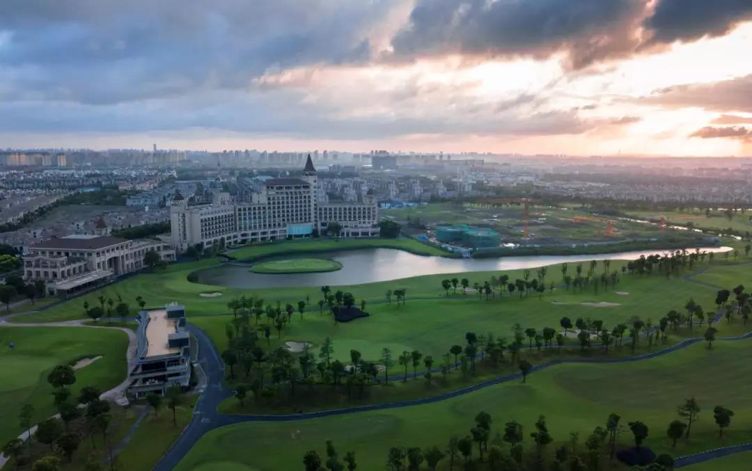 美兰湖高尔夫球会
