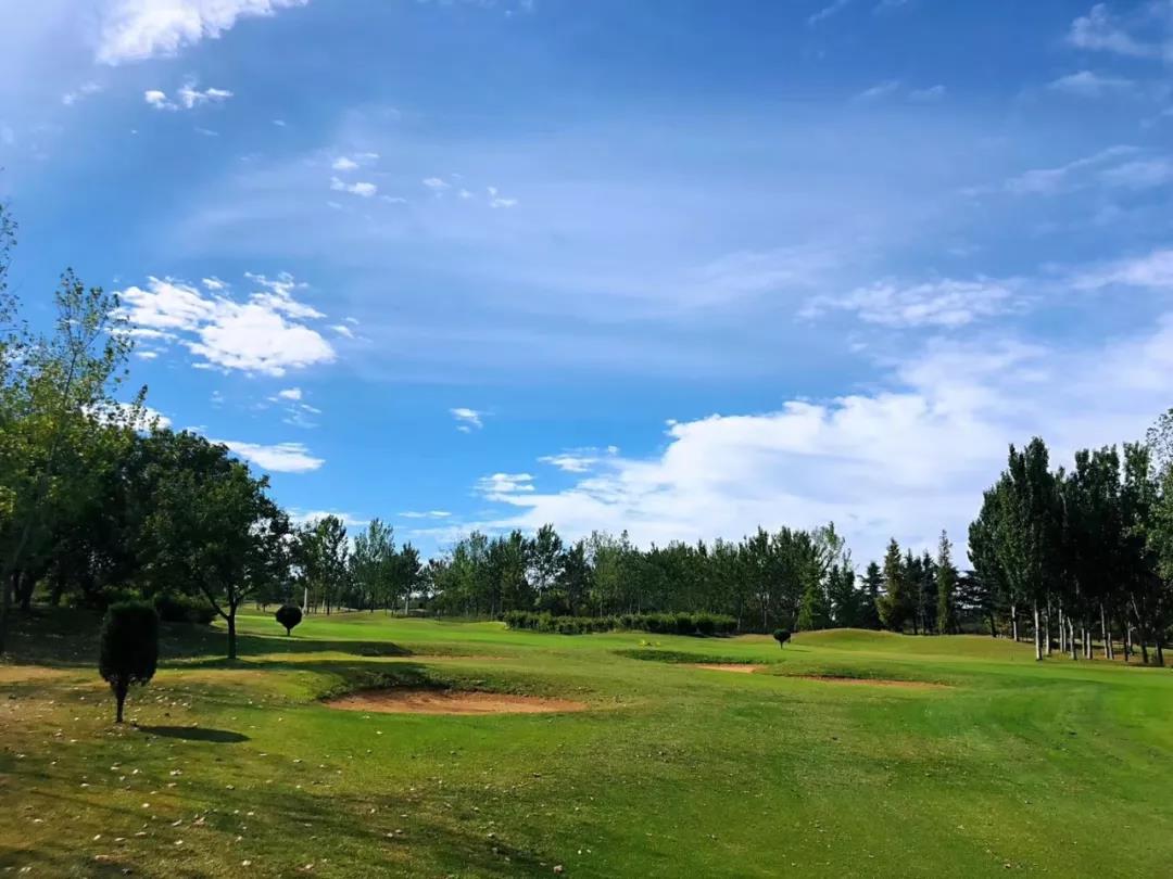 青岛华山高尔夫球会