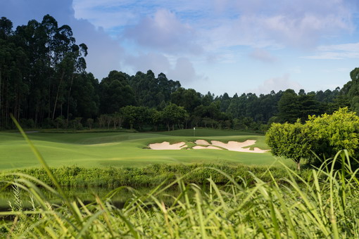 大浩湖高尔夫球会
