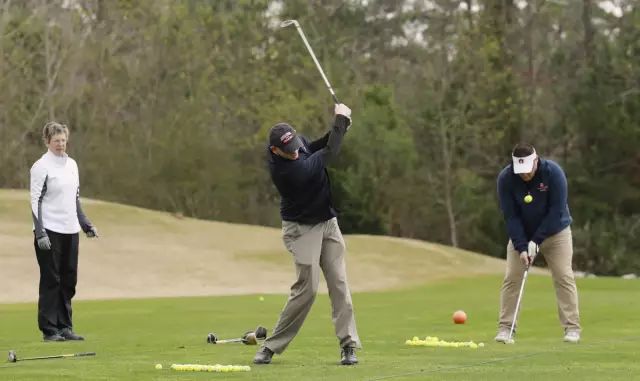 初学高尔夫，兴趣为主，技术为辅