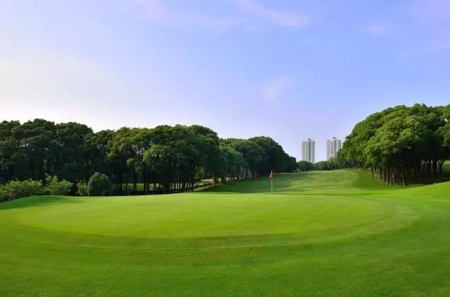 江西南昌翠林高尔夫击球套票