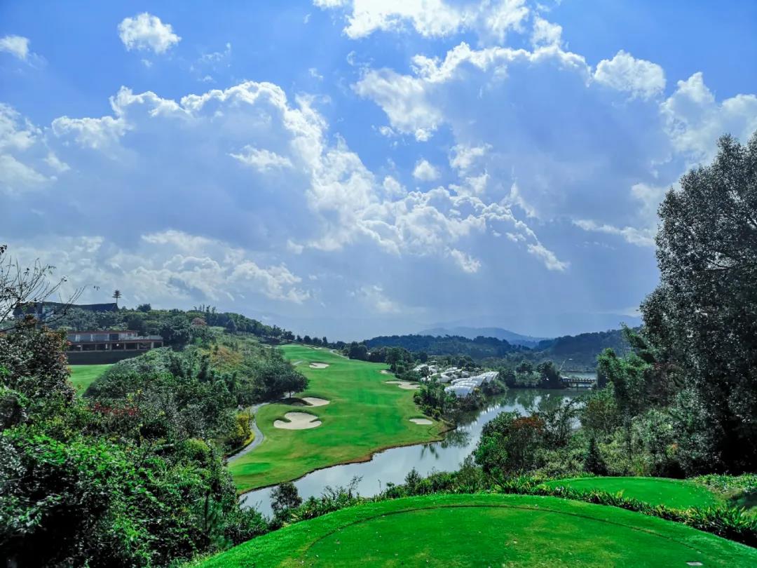 世纪金源高尔夫球会