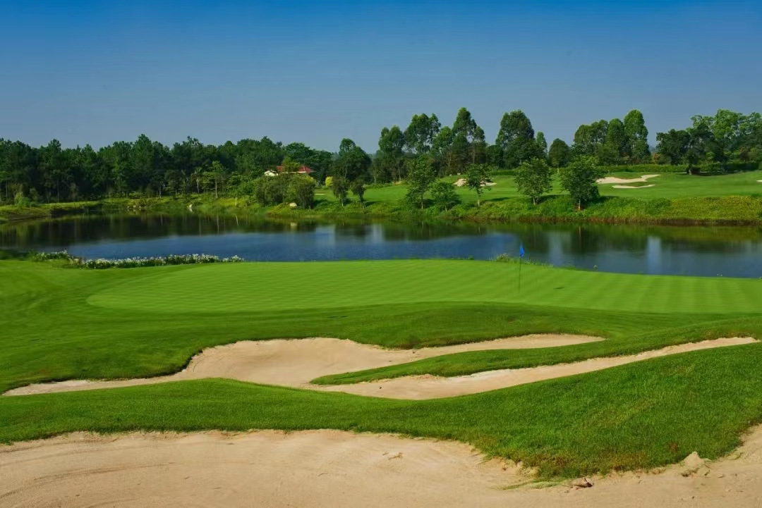 肇庆高尔夫球会