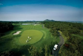 济州岛4天3晚3场球（黑石+艾丽西安+吾罗）