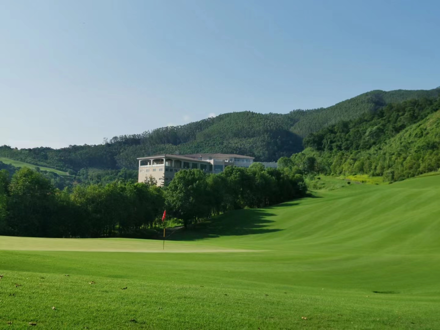 漳州花都+海西国际 2球1晚套餐