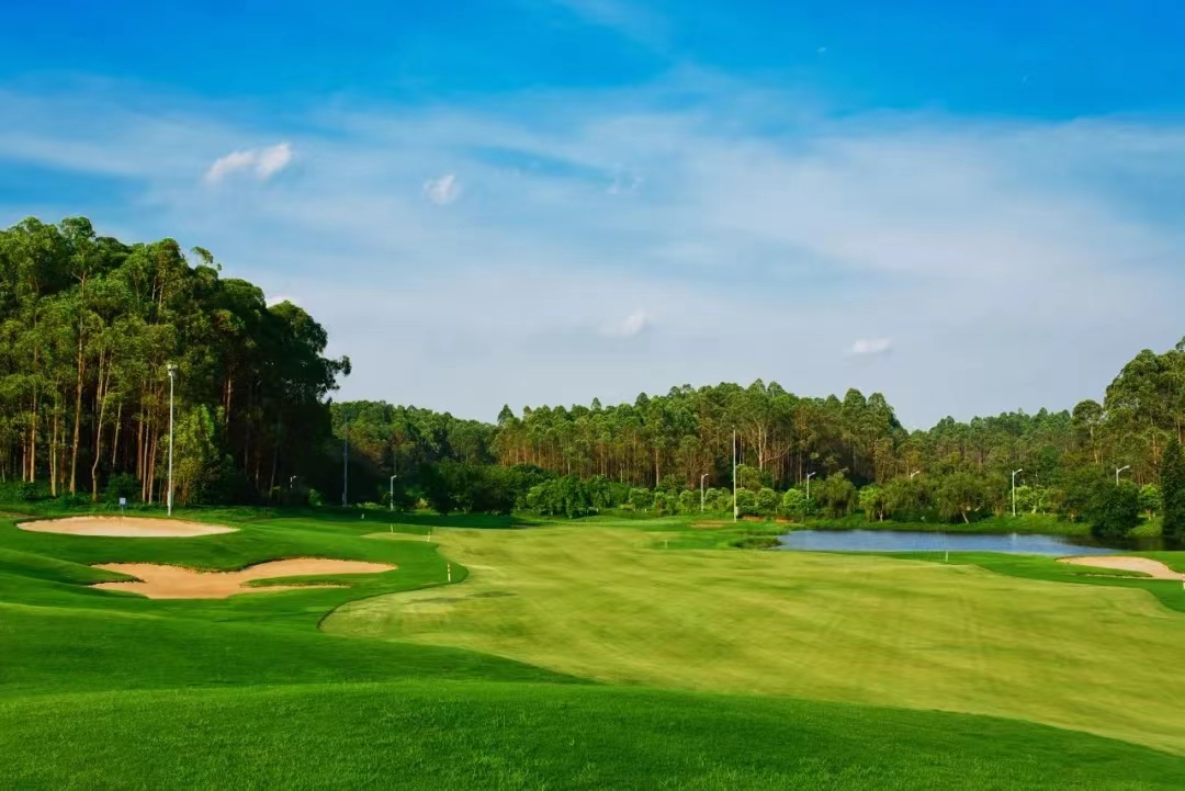 肇庆高尔夫球会