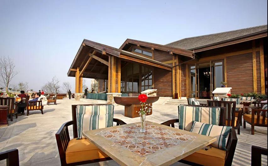 蓝光·观岭高尔夫球会