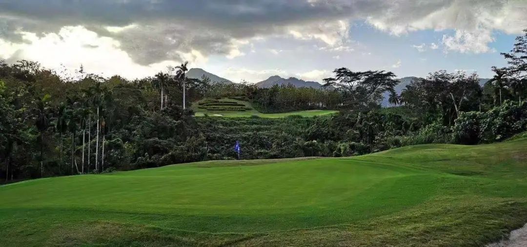 七仙岭温泉高尔夫球会