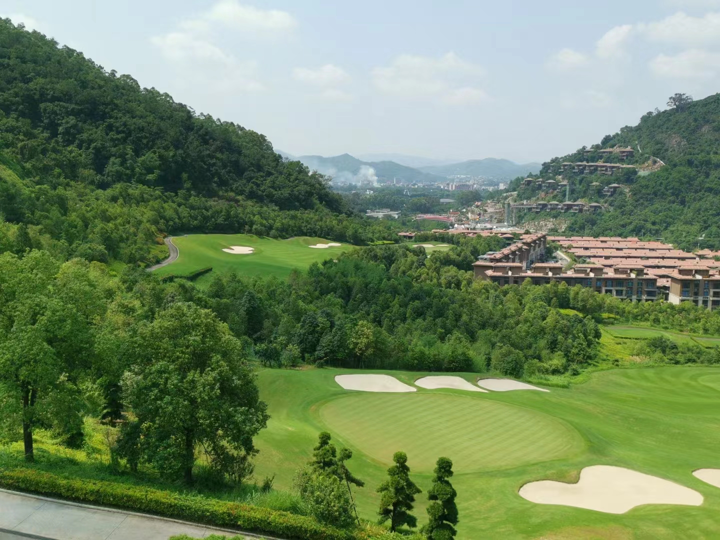 漳州花都+海西国际 2球1晚套餐