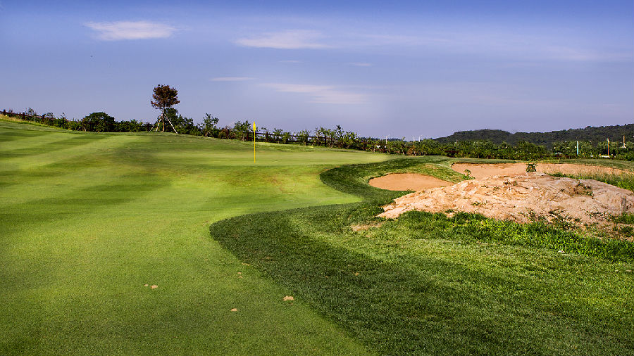 北戴河松石高尔夫球会