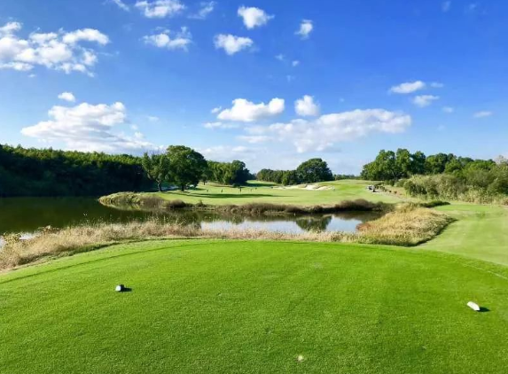 庐山国际高尔夫球会