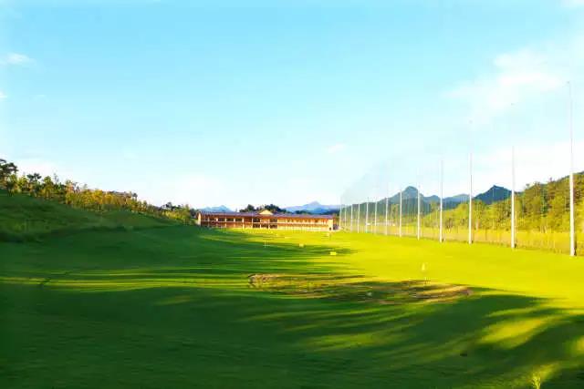 凤凰国际高尔夫球会