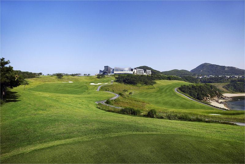 威海锦湖韩亚高尔夫球会