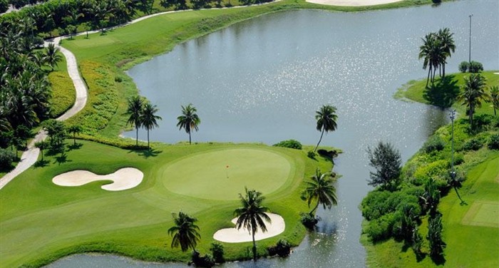 鹿回头高尔夫球会