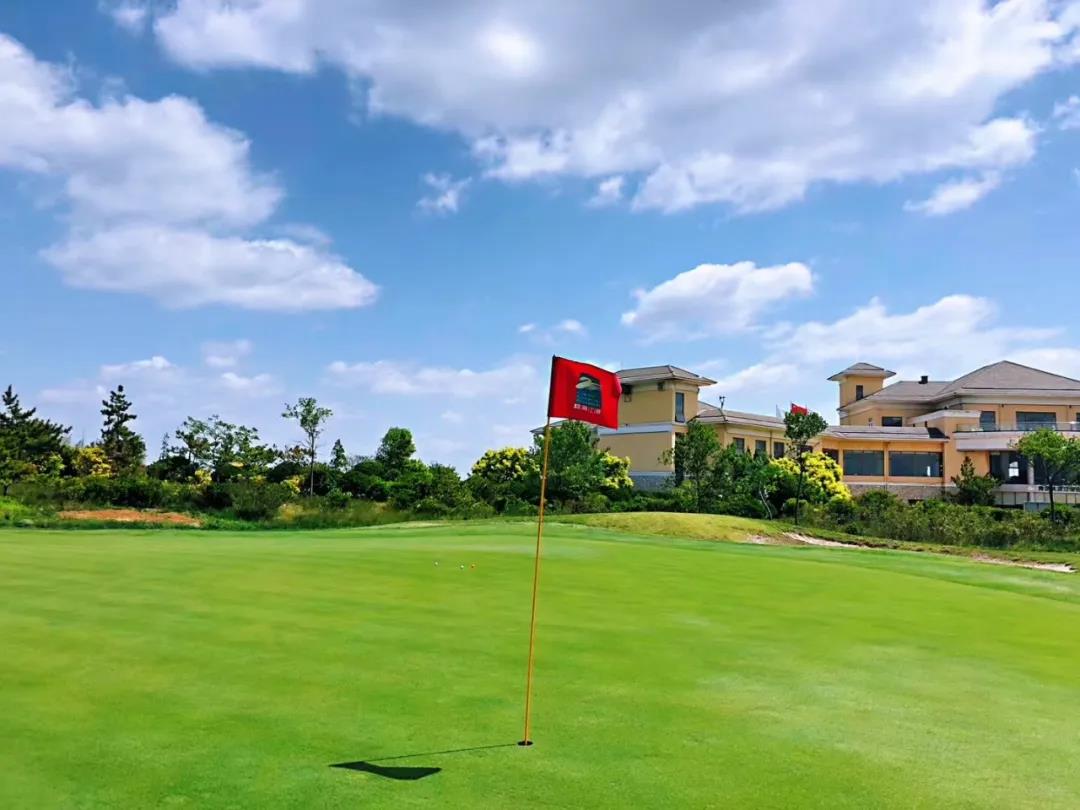 青岛国际+桃园江景 2天1晚2球行程