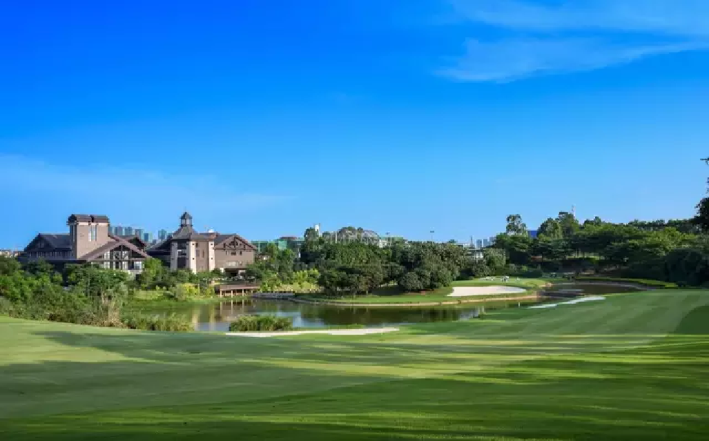 南宁青秀山+嘉和城 3天2晚2球行程