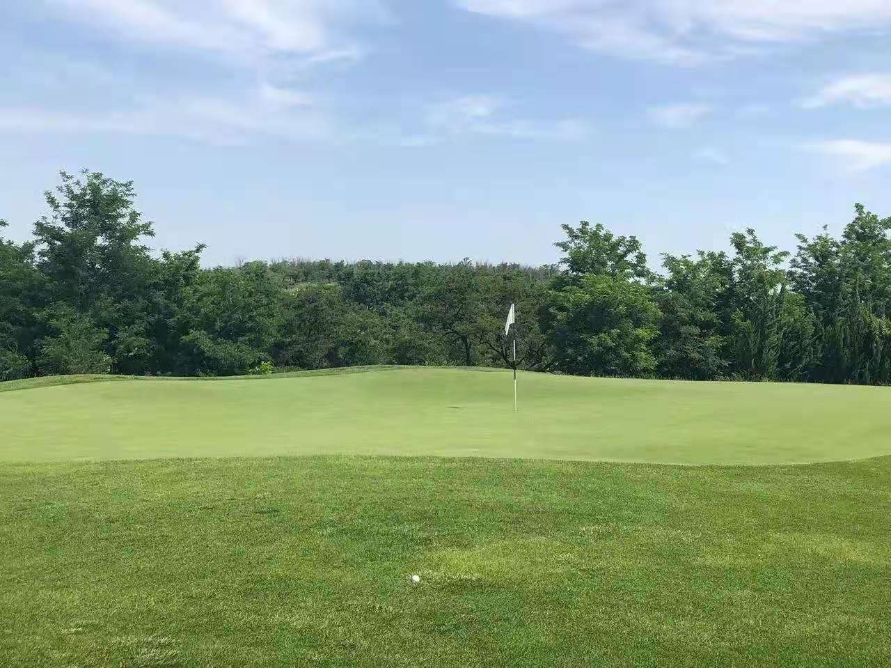 蓬莱君顶高尔夫球会