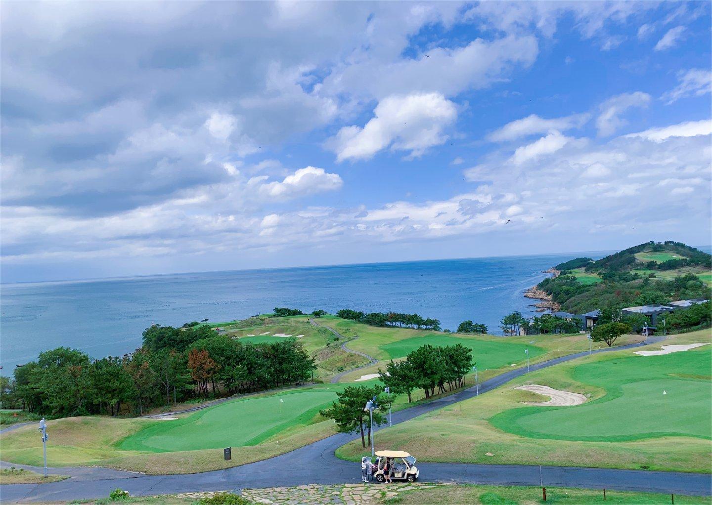 威海锦湖韩亚高尔夫球会