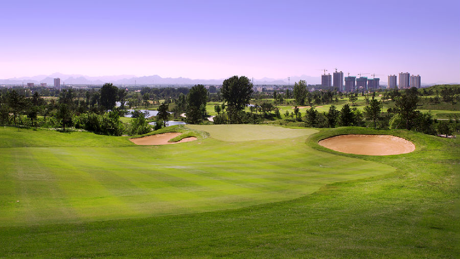 北戴河松石高尔夫球会